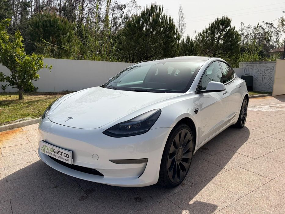 Tesla Model 3 Performance Tração Integral