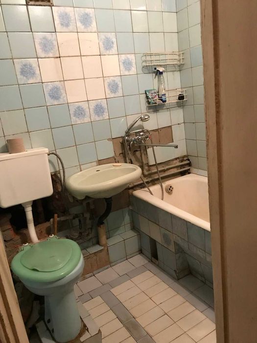 Срочно продам 2х комн кв на Жуках