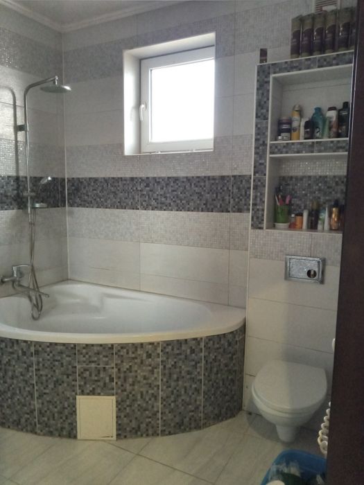 Продам новий будинок в хорошому стані