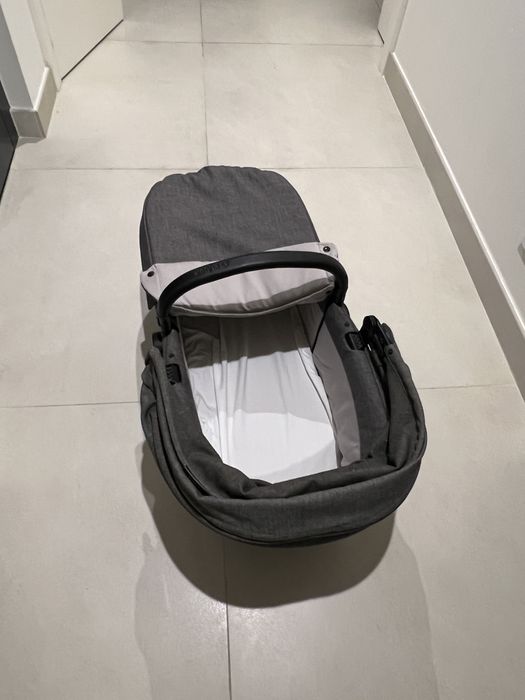 conjunto cybex. carrinho, coque e alcofa que se transforma em cadeira
