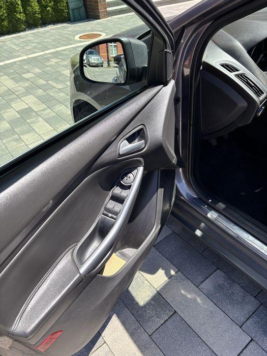 Ford focus mk3  2011r