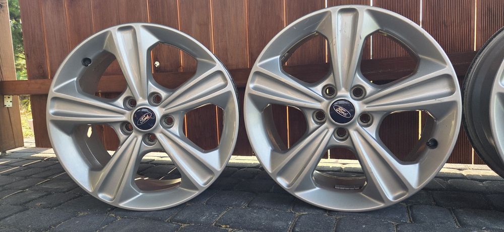 5x108 17" Ford Mondeo Mk4 Mk5 Focus Mk4 Mk5 Kuga z Czujnikami