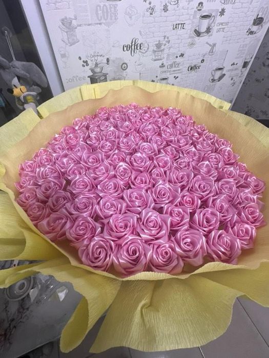 101 роза букет на заказ из атласной ленты