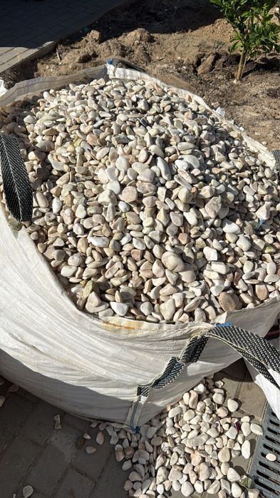 Sacos de 1000kg pedras brancas, pretas e de rio