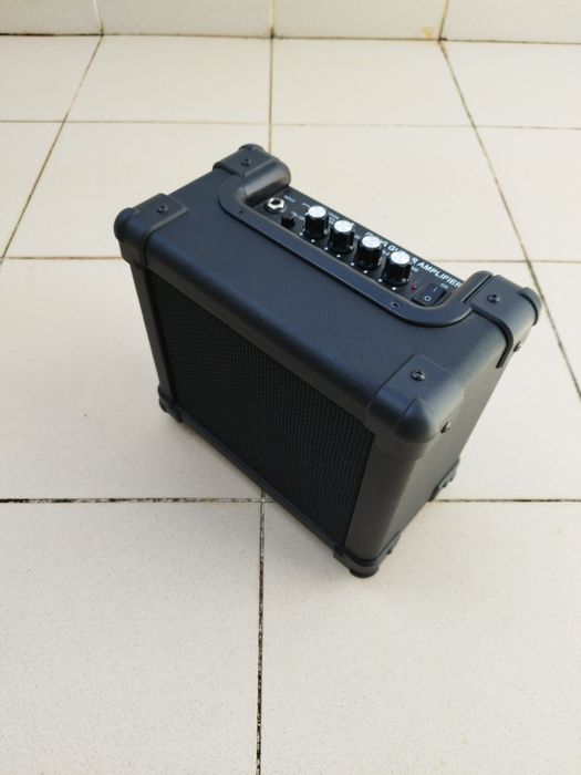Guitarra Ibanez + Kit completo para iniciar