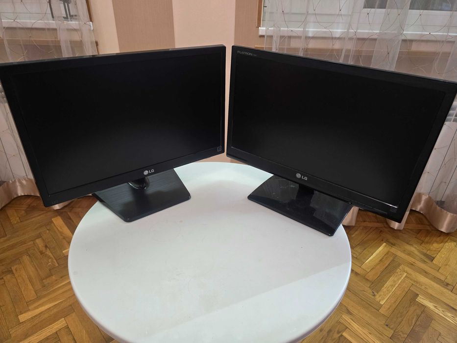 монітори LG домашні,не офісні,мала наработка