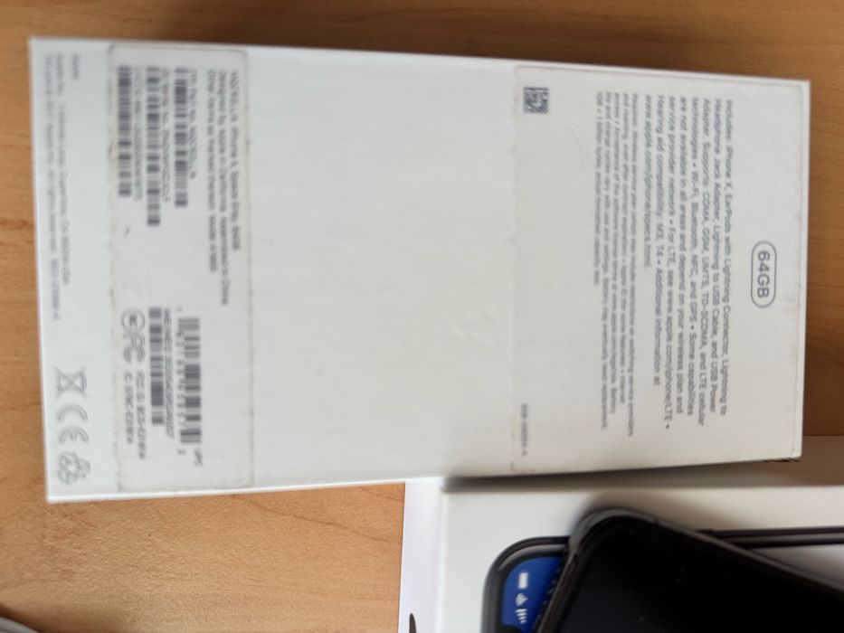 Продам власний iPhone X 64Gb в робочому стані