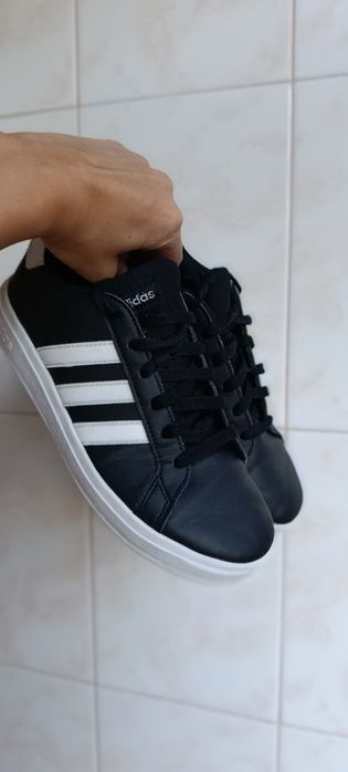 кросівки Adidas Grand Court 36р 22.5 см