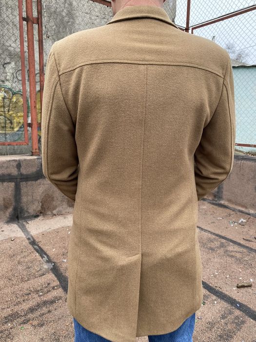 Чоловіче стильне пальто