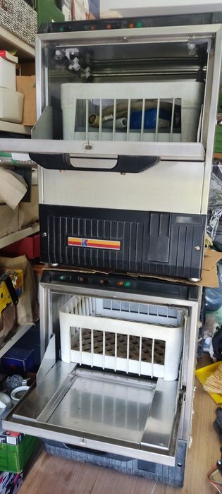 Máquina de lavar loiça, chávenas e copos industrial