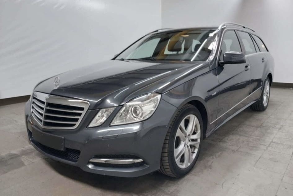 Mercedes- Benz E350 avantgarde