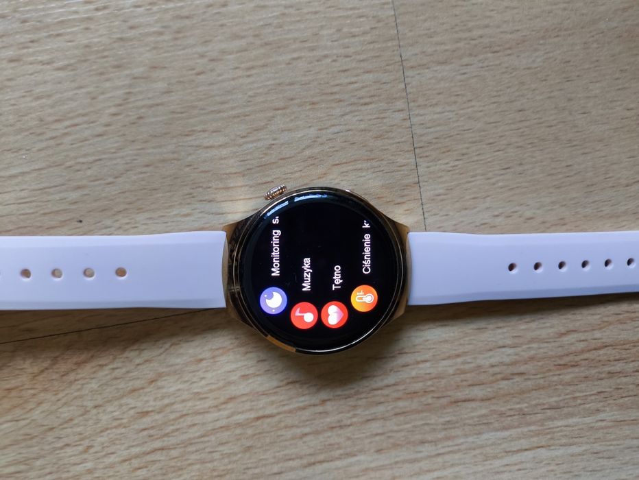 Smartwatch model: M11