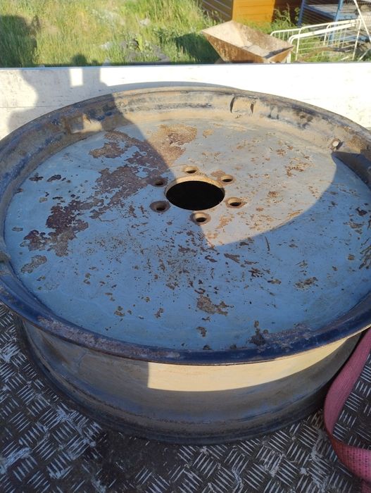Felgi do Landini Massey Ferguson 13,6 R 38