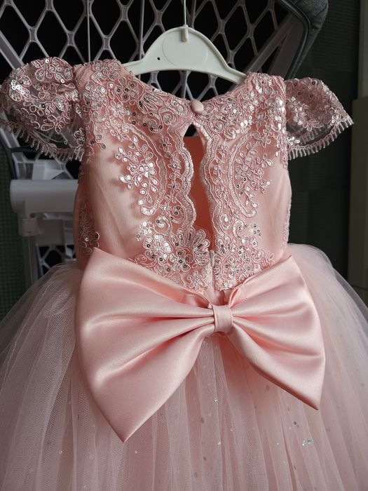 Дитяча ошатна дуже пишна святкова шампань рожева біла сукня 1 2 3 4 5