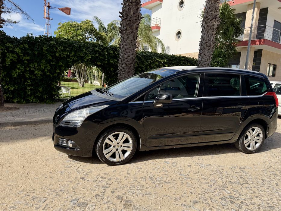 Peugeot 5008 — fotografia 3