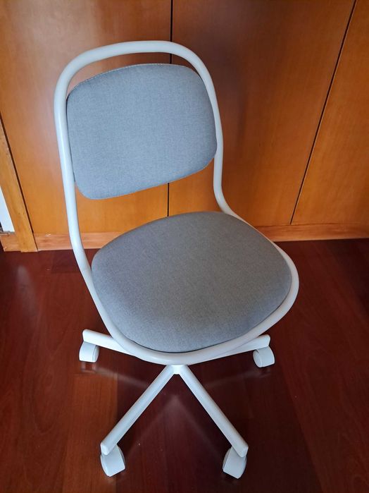 Cadeira de secretária para criança