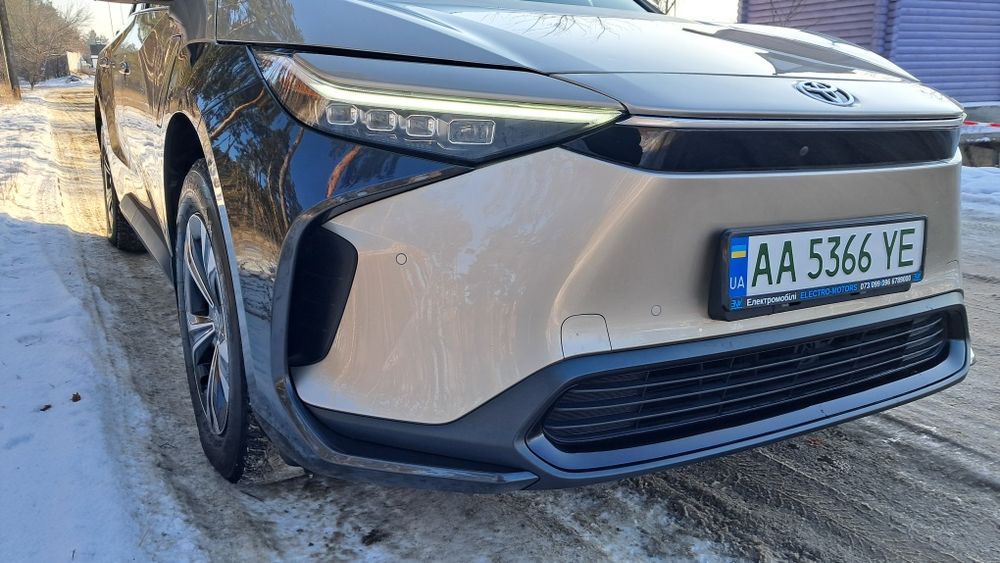 Продам Toyota BZ4X