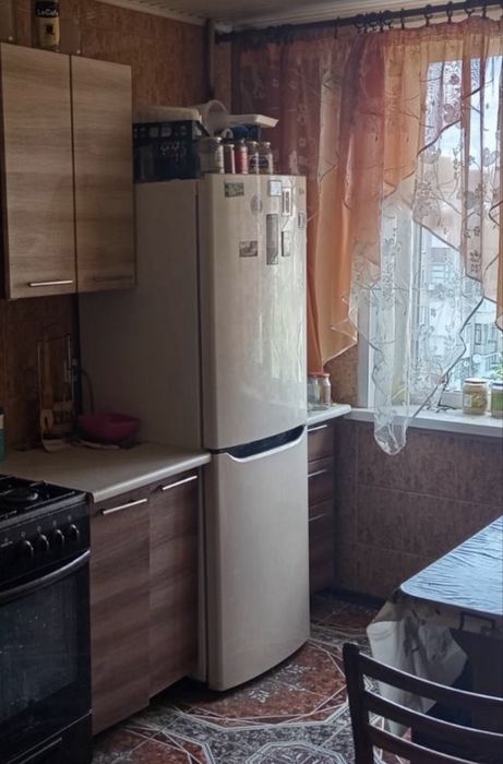 Продам холодильник с сухой заморозкой LG