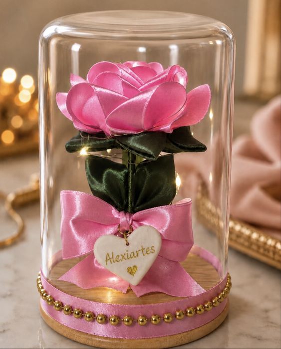 Rosas Eternas em Cetim
