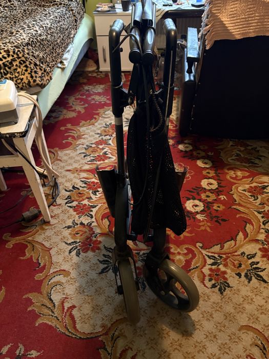 chodziki dla seniorów