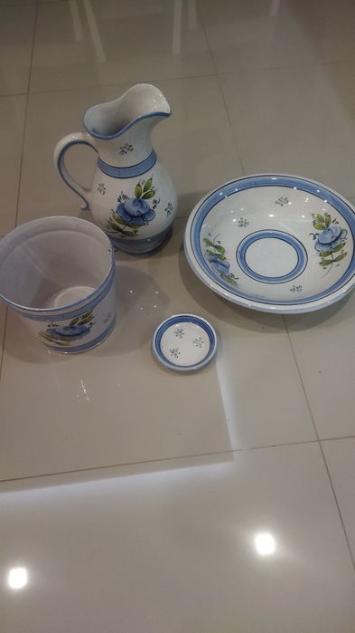 Conjunto de louça de decoração