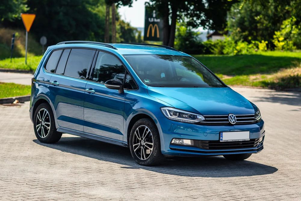 Volkswagen Touran LED, Navi, Klima PL !!