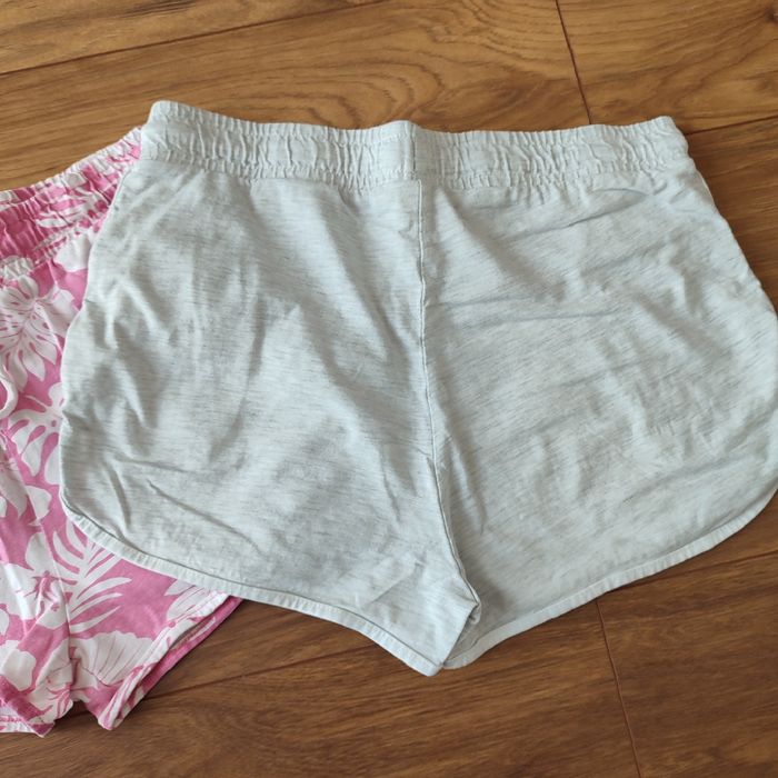 Zestaw bawełnianych szortów r 146
