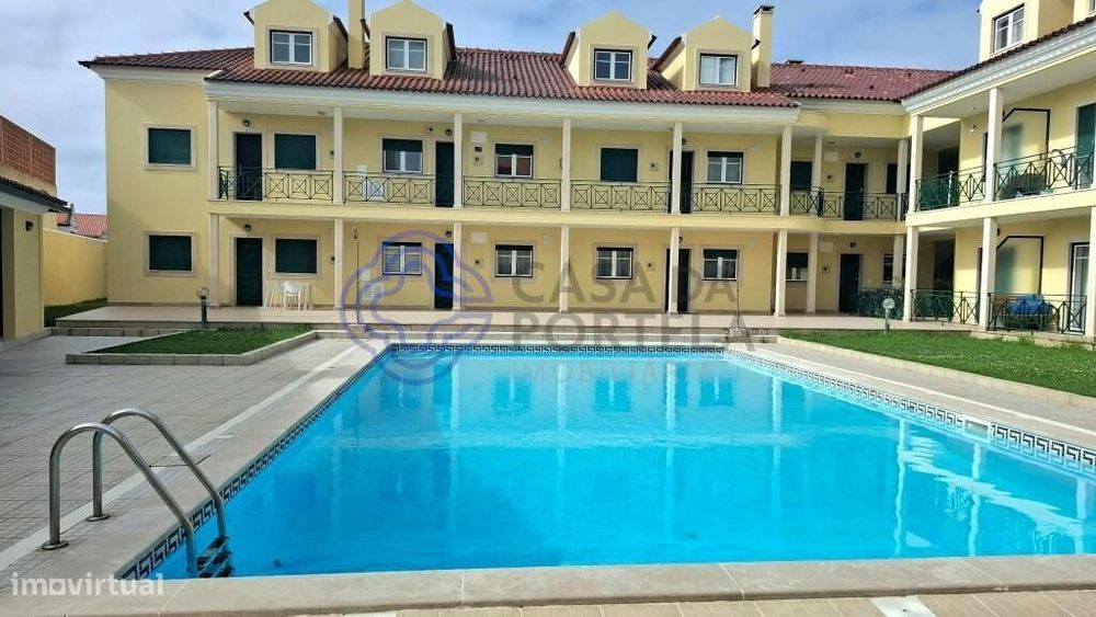 Apartamento T3 com garagem fechada a 2 minutos da praia, Pataias