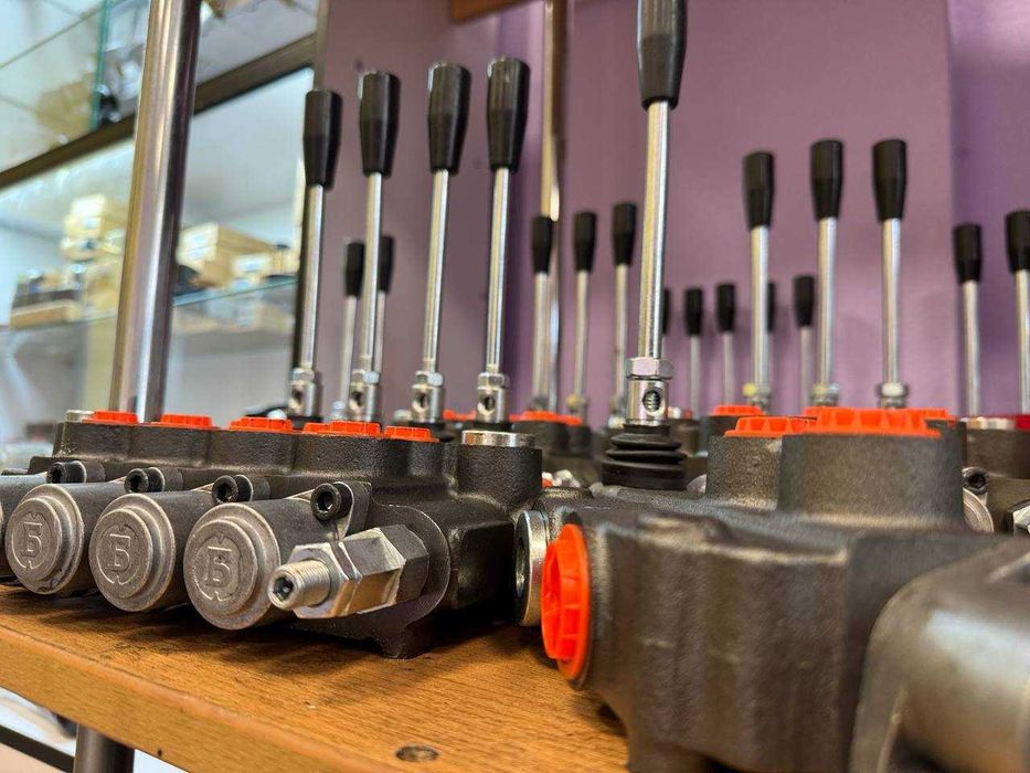 Гидрораспределитель 5 секц. 5Р80 (05Z80) на манипулятор грейдер захват