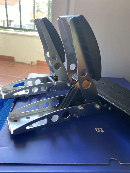 Vendo pedais Fanatec csl