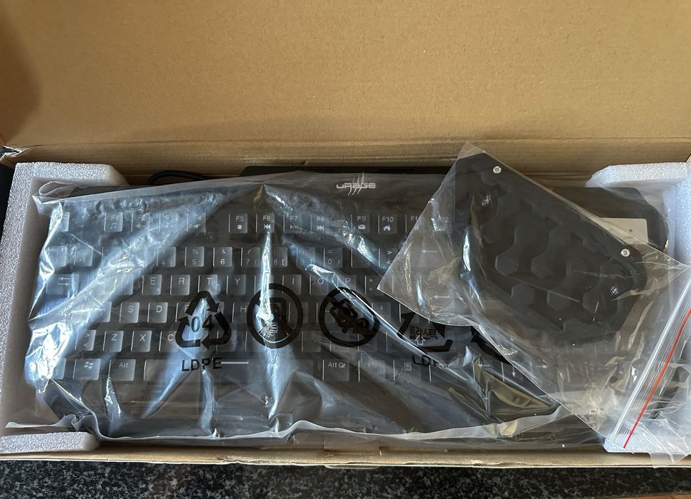 Teclado Mecânico Gaming Hama uRage M3chanical (RGB, Alumínio)