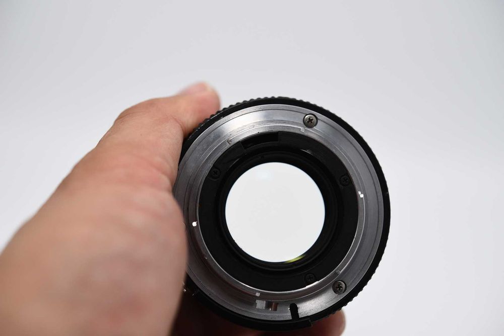 Nikon 85mm f2, AiS Nikkor do Nex, Fujifilm FX, micro 4/3