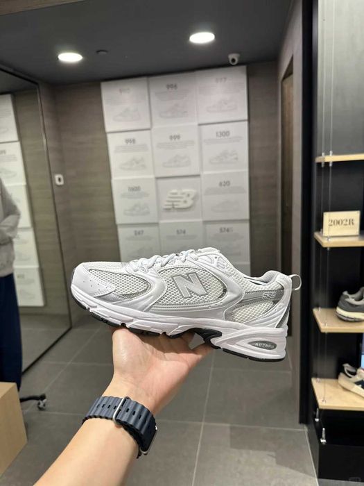 New Balance NB MR530 AD Srebrny r.38