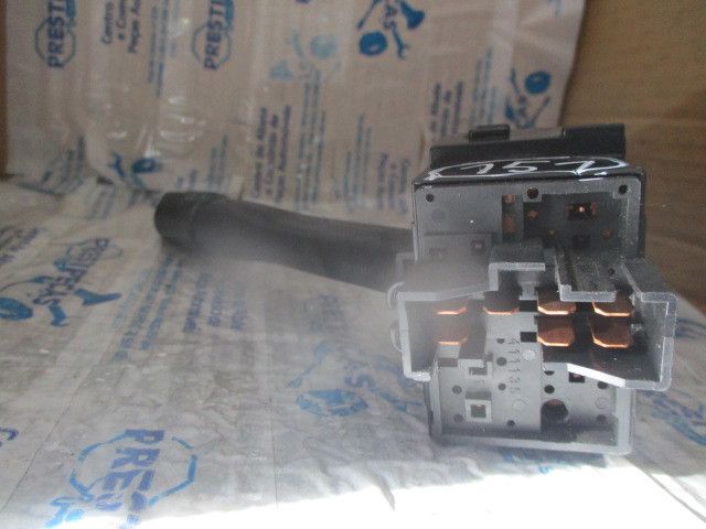 Conjunto / manetes de luzes e limpa vidros ROVER 600 (RH)