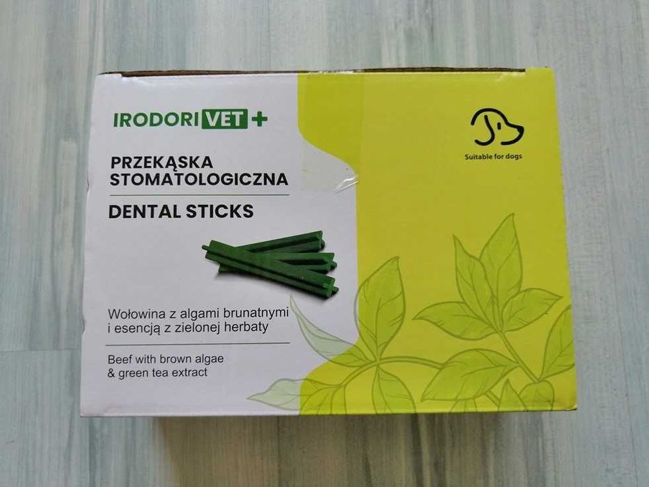 Przysmak dla psa / przekąska dentystyczna / smaczek dla psiaka.