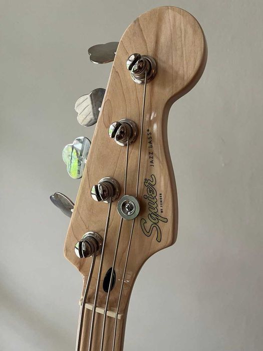 Squier Paranormal Jazz Bass '54 - gitara basowa w idealnym stanie