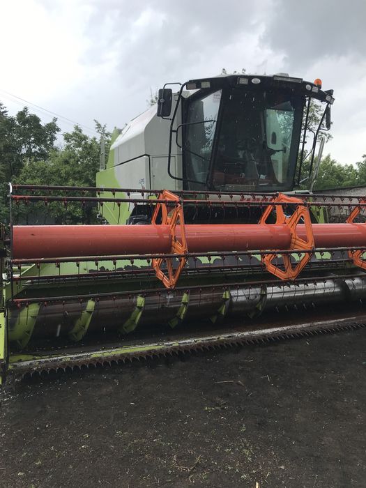 Комбайн Клаас тукано