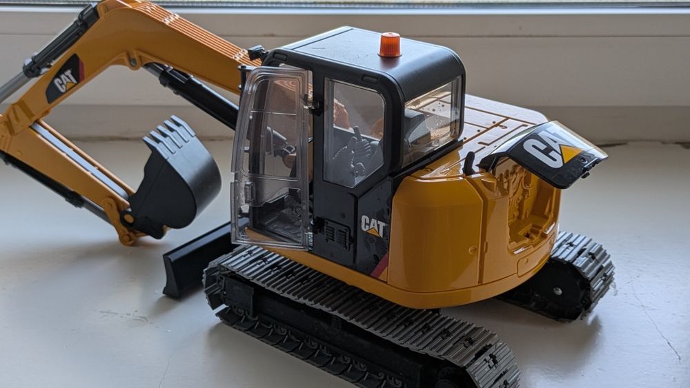 Іграшки фирми Bruder