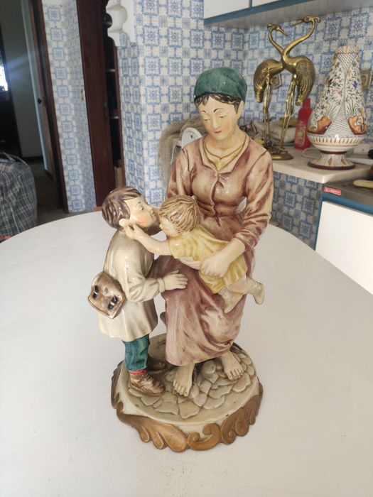 Peça decorativa antiga