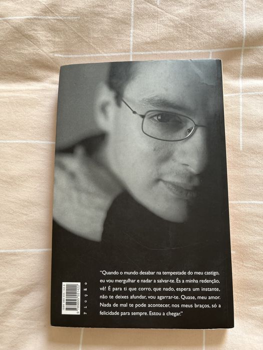 Livro “Os Adultos”