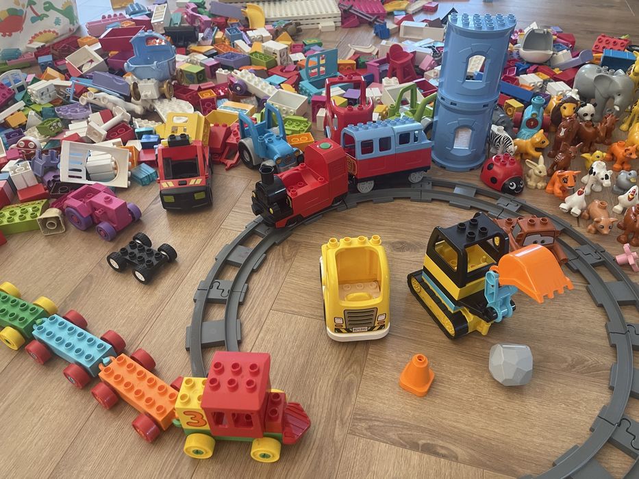 Ogromny zestaw klockow lego duplo