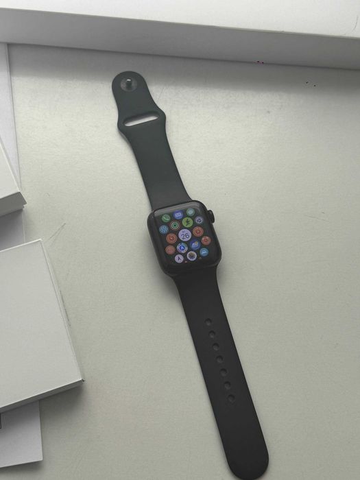 Apple Watch SE 2gen GPS 40mm 2025 / dodatkowa gwarancja / dowód zakupu