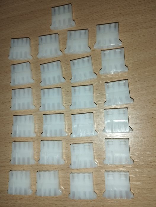 Разъем питания Molex