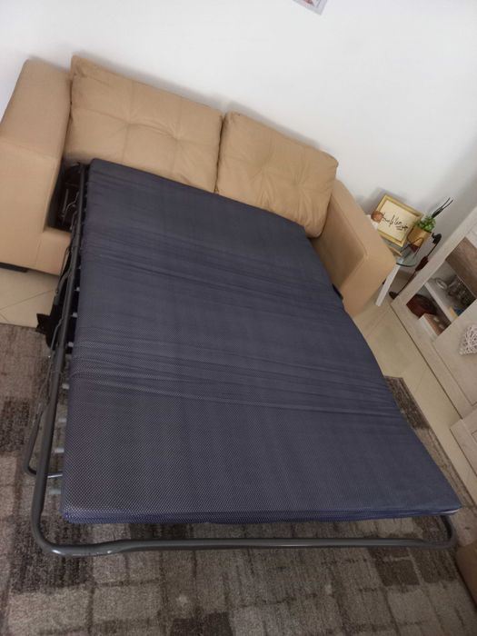 Sofá-cama de 2 lugares , em napa bege