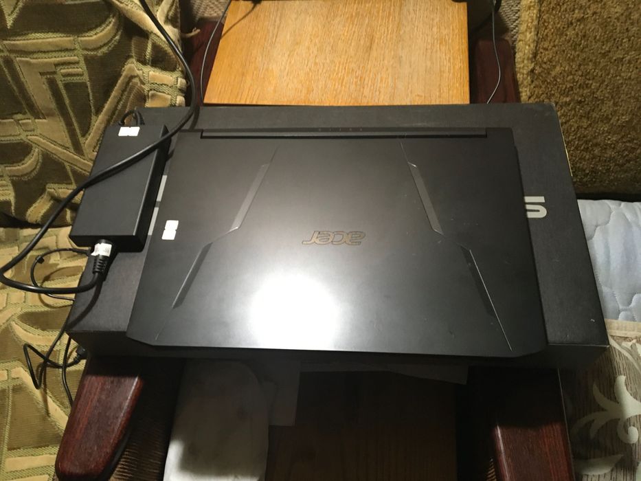 Продам игровой ноутбук acer Nitro 5
