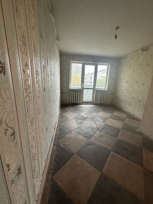 продаж 1к квартири, центр