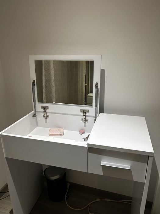 Toaletka kosmetyczna