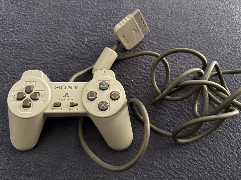 Pad do playstation 1. Oryginalny dualshock
