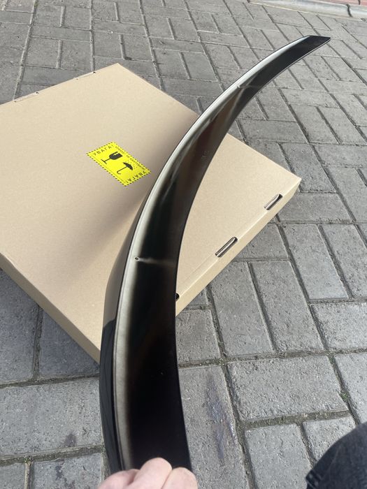 Mercedes c w205 спойлер накладка на багажнік