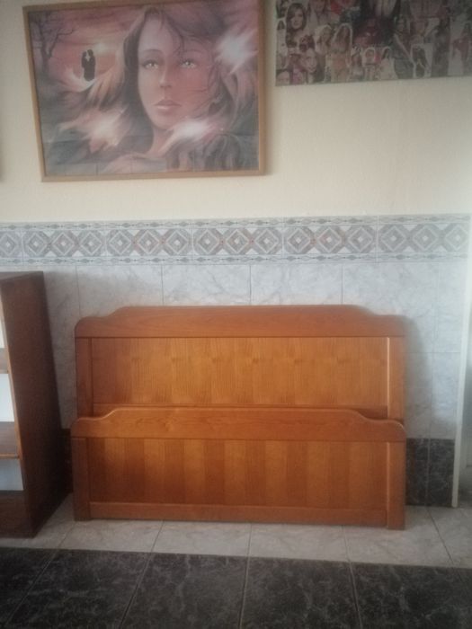 Cama em madeira maciça pinho tratado